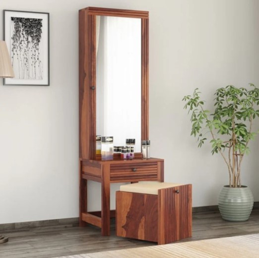 Amazing Wooden Dressing Table